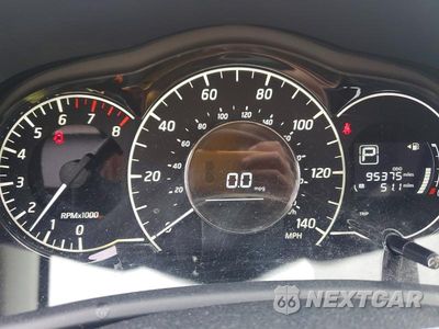 Zdjęcie 9 z 12 samochodu: 2017 NISSAN VERSA NOTE SV VIN:3N1CE2CP3HL378592 - miniatura