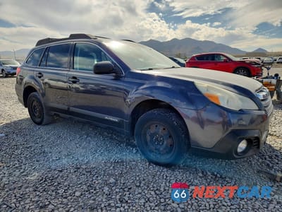 Czwarte zdjęcie samochodu z boku: 2013 SUBARU OUTBACK 2.5I PREMIUM VIN:4S4BRBGCXD3205335 - miniatura