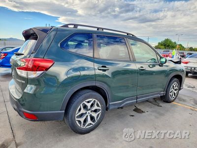 Trzecie zdjęcie samochodu z tyłu: 2024 SUBARU FORESTER PREMIUM VIN:JF2SKADCXRH449215 - miniatura
