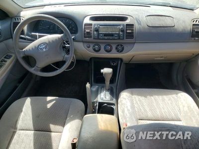 Zdjęcie 8 z 12 samochodu: 2002 TOYOTA CAMRY LE V6 VIN:4T1BF30K12U521052 - miniatura