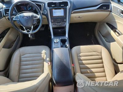 Zdjęcie 8 z 12 samochodu: 2019 FORD FUSION SEL VIN:3FA6P0CD1KR138448 - miniatura