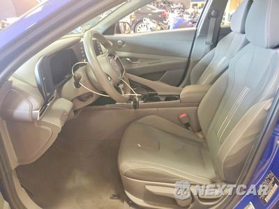 Zdjęcie 7 z 12 samochodu: 2023 HYUNDAI ELANTRA BLUE VIN:KMHLM4AJ2PU034570 - miniatura