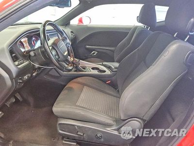 Zdjęcie 7 z 12 samochodu: 2019 DODGE CHALLENGER SXT VIN:2C3CDZAG1KH524651 - miniatura