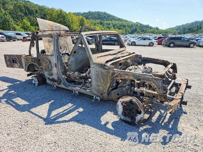 Czwarte zdjęcie samochodu z boku: 2014 JEEP WRANGLER UNLIMITED SAHARA VIN:1C4BJWEG1EL213625 - miniatura