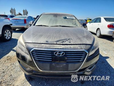 Piąte zdjęcie samochodu w środku: 2016 HYUNDAI SONATA HYBRID LIMITED VIN:KMHE34L11GA033534 - miniatura