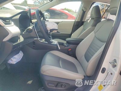 Zdjęcie 7 z 13 samochodu: 2025 TOYOTA RAV4 XLE PREMIUM VIN:JTMA1RFV1SJ044868 - miniatura