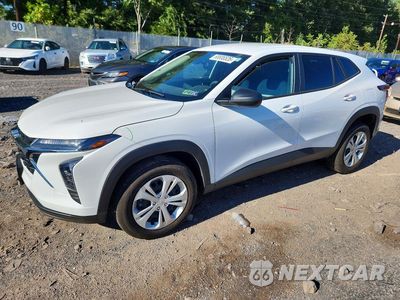 2025 CHEVROLET TRAX LS KL77LFEP0SC313417 - główne zdjęcie licytacji z USA - miniatura