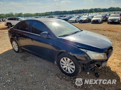 Czwarte zdjęcie samochodu z boku: 2011 CHEVROLET CRUZE LS VIN:1G1PD5SH2B7304890 - miniatura