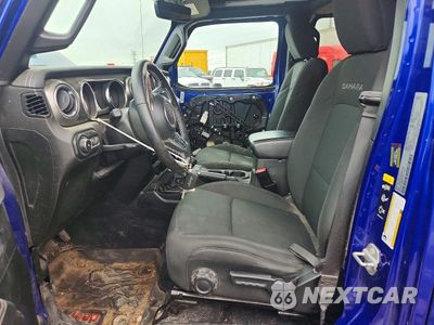 Zdjęcie 7 z 12 samochodu: 2020 JEEP WRANGLER UNLIMITED SAHARA VIN:1C4HJXEG6LW317393 - miniatura
