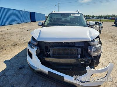 Piąte zdjęcie samochodu w środku: 2021 HYUNDAI VENUE SEL VIN:KMHRC8A34MU105253 - miniatura