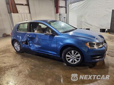 Czwarte zdjęcie samochodu z boku: 2015 VOLKSWAGEN GOLF VIN:3VW817AU6FM097797 - miniatura