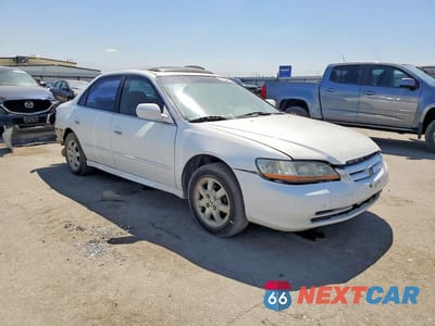 Czwarte zdjęcie samochodu z boku: 2001 HONDA ACCORD EX VIN:JHMCG65801C001447 - miniatura