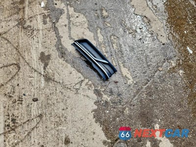 Zdjęcie 12 z 13 samochodu: 2018 VOLKSWAGEN PASSAT S VIN:1VWAA7A36JC003985 - miniatura