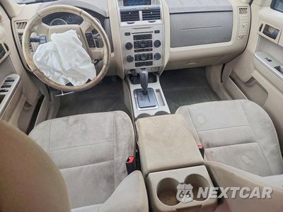 Zdjęcie 8 z 13 samochodu: 2011 FORD ESCAPE XLT VIN:1FMCU0D78BKB48540 - miniatura