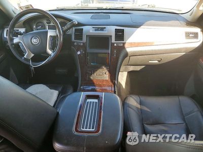 Zdjęcie 8 z 13 samochodu: 2014 CADILLAC ESCALADE ESV LUXURY VIN:1GYS4HEF5ER117790 - miniatura
