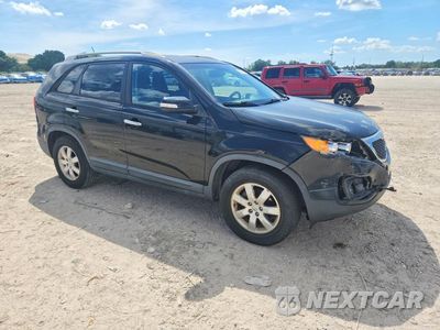 Czwarte zdjęcie samochodu z boku: 2013 KIA SORENTO LX VIN:5XYKT3A61DG328936 - miniatura