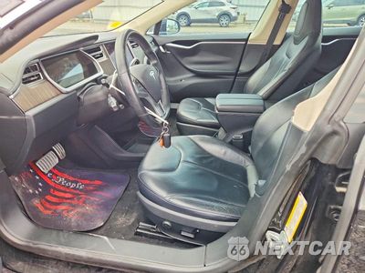 Zdjęcie 7 z 12 samochodu: 2013 TESLA MODEL S VIN:5YJSA1CP5DFP22592 - miniatura