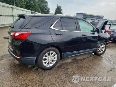 Trzecie zdjęcie samochodu z tyłu: 2021 CHEVROLET EQUINOX LT VIN:2GNAXKEV3M6111811 - miniatura