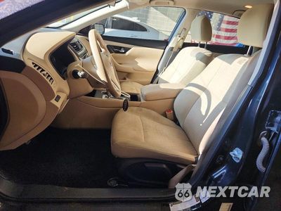 Zdjęcie 7 z 12 samochodu: 2016 NISSAN ALTIMA 2.5 VIN:1N4AL3AP2GN315300 - miniatura