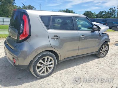 Trzecie zdjęcie samochodu z tyłu: 2019 KIA SOUL + VIN:KNDJP3A55K7645104 - miniatura