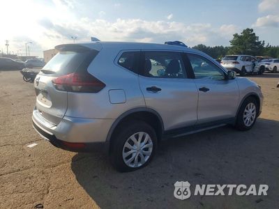 Trzecie zdjęcie samochodu z tyłu: 2018 NISSAN ROGUE S VIN:JN8AT2MVXJW314867 - miniatura