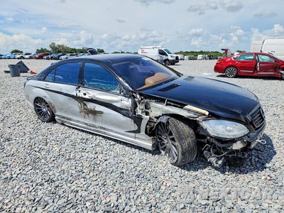 Czwarte zdjęcie samochodu z boku: 2010 MERCEDES-BENZ S 550 VIN:WDDNG7BB7AA290134 - miniatura