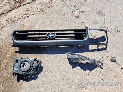 Zdjęcie 13 z 14 samochodu: 1993 TOYOTA 4RUNNER SR5 V6 VIN:JT3VN39W9P0113119 - miniatura