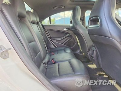 Zdjęcie 10 z 12 samochodu: 2014 MERCEDES-BENZ CLA 250 VIN:WDDSJ4EBXEN031439 - miniatura