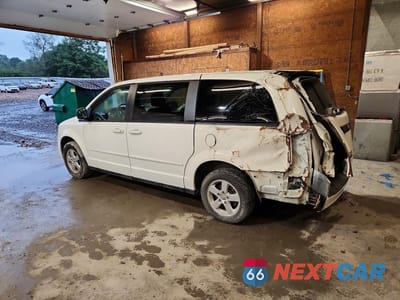 Drugie zdjęcie samochodu z przodu: 2010 DODGE GRAND CARAVAN SE VIN:2D4RN4DE2AR332795 - miniatura