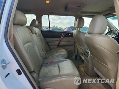 Zdjęcie 11 z 13 samochodu: 2008 TOYOTA HIGHLANDER LIMITED VIN:JTEES42A882096565 - miniatura
