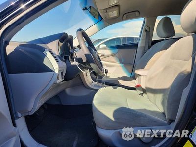 Zdjęcie 7 z 12 samochodu: 2012 TOYOTA COROLLA LE VIN:5YFBU4EE9CP059454 - miniatura