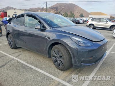 Czwarte zdjęcie samochodu z boku: 2025 TESLA MODEL Y VIN:7SAYGDEDXSF314733 - miniatura