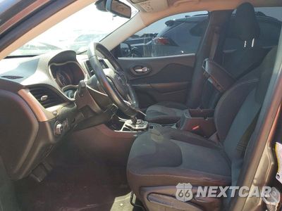 Zdjęcie 7 z 13 samochodu: 2016 JEEP CHEROKEE LATITUDE VIN:1C4PJLCS4GW137721 - miniatura