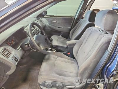Zdjęcie 7 z 12 samochodu: 2000 HONDA ACCORD LX VIN:JHMCG5543YC036789 - miniatura