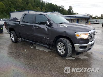 Czwarte zdjęcie samochodu z boku: 2023 RAM 1500 LARAMIE VIN:1C6SRFJT3PN666008 - miniatura
