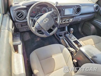Zdjęcie 8 z 12 samochodu: 2019 TOYOTA TACOMA SR VIN:5TFRX5GN7KX153650 - miniatura