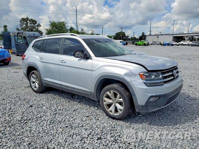 Czwarte zdjęcie samochodu z boku: 2018 VOLKSWAGEN ATLAS SE VIN:1V2CR2CA8JC535918 - miniatura