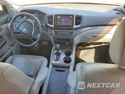Zdjęcie 8 z 12 samochodu: 2017 HONDA RIDGELINE RTL VIN:5FPYK2F65HB011066 - miniatura