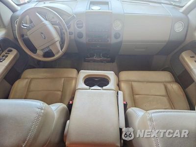 Zdjęcie 8 z 12 samochodu: 2005 FORD F150 VIN:1FTPX12515NA03735 - miniatura