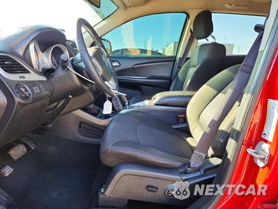 Zdjęcie 7 z 13 samochodu: 2019 DODGE JOURNEY SE VIN:3C4PDCBB6KT836565 - miniatura