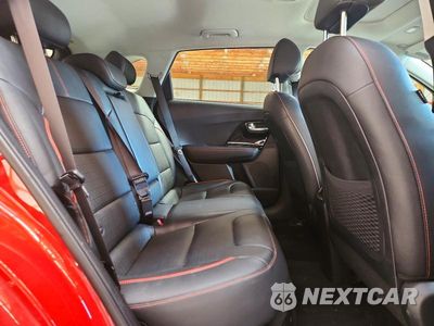 Zdjęcie 11 z 13 samochodu: 2021 KIA NIRO TOURING SPECIAL EDITION VIN:KNDCC3LC2M5472947 - miniatura