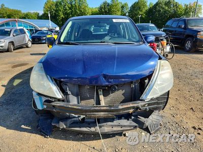 Piąte zdjęcie samochodu w środku: 2009 NISSAN VERSA 1.8 S VIN:3N1BC13E69L381451 - miniatura