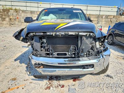 Piąte zdjęcie samochodu w środku: 2017 RAM 2500 ST VIN:3C6UR5CJ5HG630720 - miniatura