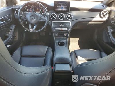 Zdjęcie 8 z 13 samochodu: 2018 MERCEDES-BENZ CLA 250 4MATIC VIN:WDDSJ4GBXJN635614 - miniatura