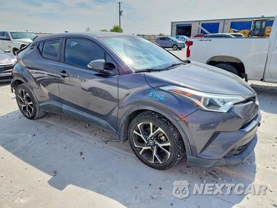 Czwarte zdjęcie samochodu z boku: 2018 TOYOTA C-HR XLE VIN:NMTKHMBX3JR053744 - miniatura