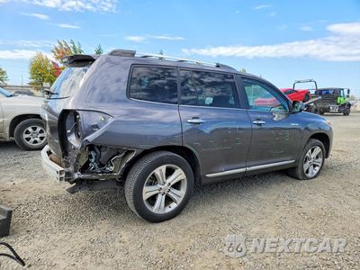Trzecie zdjęcie samochodu z tyłu: 2013 TOYOTA HIGHLANDER LIMITED VIN:5TDDK3EH1DS213473 - miniatura