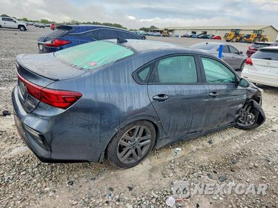 Trzecie zdjęcie samochodu z tyłu: 2021 KIA FORTE GT LINE VIN:3KPF34AD7ME320844 - miniatura