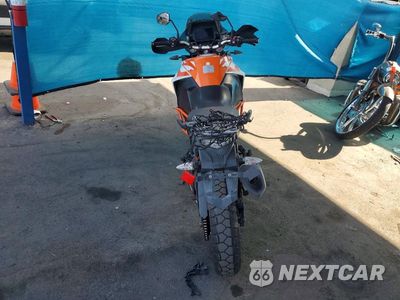 Czwarte zdjęcie samochodu z boku: 2017 KTM 1290 SUPER ADVENTURE R VIN:VBKV59405HM959113 - miniatura