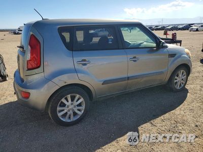 Trzecie zdjęcie samochodu z tyłu: 2013 KIA SOUL + VIN:KNDJT2A63D7600132 - miniatura