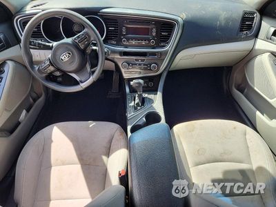 Zdjęcie 8 z 12 samochodu: 2015 KIA OPTIMA LX VIN:5XXGM4A76FG507501 - miniatura